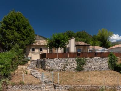 For sale Castellane 5 rooms 94 m2 Alpes de haute provence (04120) photo 0