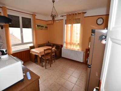 For sale Clermont-ferrand 7 rooms 130 m2 Puy de dome (63100) photo 1