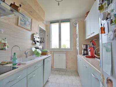 For sale Hyeres 4 rooms 72 m2 Var (83400) photo 2