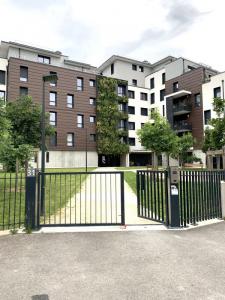 For sale Grenoble 5 rooms 100 m2 Isere (38000) photo 1
