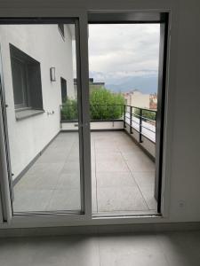 For sale Grenoble 5 rooms 100 m2 Isere (38000) photo 4
