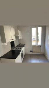 For sale Montpellier 3 rooms 53 m2 Herault (34070) photo 2