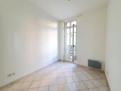 For rent Marseille-1er-arrondissement 3 rooms 63 m2 Bouches du Rhone (13001) photo 3