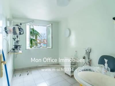For sale Fourques 4 rooms 91 m2 Gard (30300) photo 1