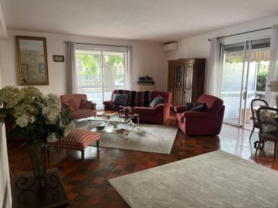 For sale Montpellier 5 rooms 190 m2 Herault (34000) photo 4