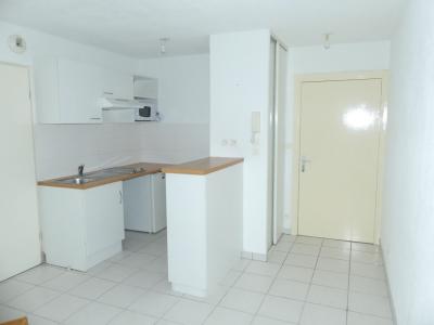 For sale 2 rooms 36 m2 Tarn (81000) photo 3