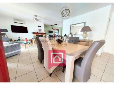 For sale Roujan 5 rooms 103 m2 Herault (34320) photo 2