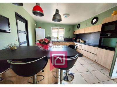 For sale Roujan 5 rooms 103 m2 Herault (34320) photo 4