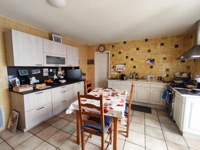 For sale Servian 5 rooms 176 m2 Herault (34290) photo 3
