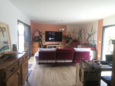 For sale Saint-xandre 6 rooms 162 m2 Charente maritime (17138) photo 0