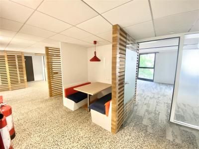 Louer Bureau Neuilly-sur-seine 330153 euros