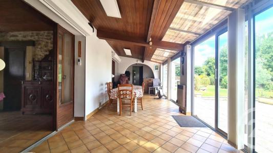 For sale Saint-seurin-de-cadourne 6 rooms 119 m2 Gironde (33180) photo 3