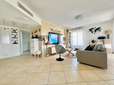 For sale Antibes 3 rooms 62 m2 Alpes Maritimes (06600) photo 4