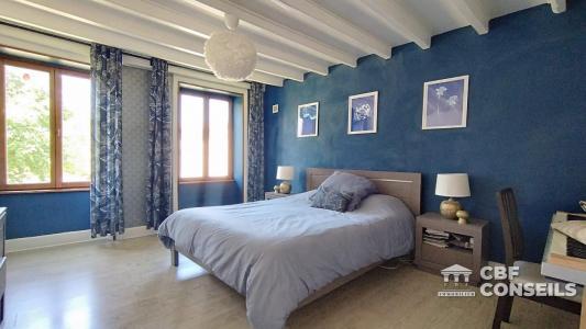 For sale Estandeuil 6 rooms 156 m2 Puy de dome (63520) photo 4