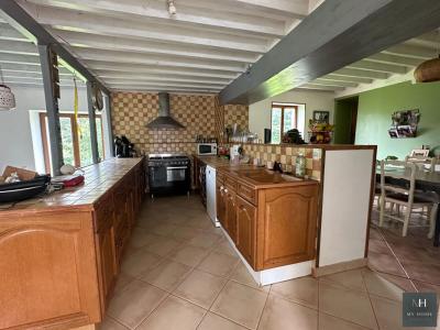 For sale Pre-en-pail 6 rooms 172 m2 Mayenne (53140) photo 3