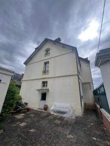 For sale Compiegne 8 rooms 201 m2 Oise (60200) photo 0