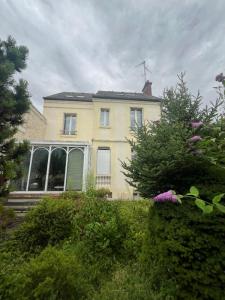 For sale Compiegne 8 rooms 201 m2 Oise (60200) photo 1