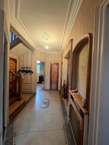 For sale Compiegne 8 rooms 201 m2 Oise (60200) photo 2