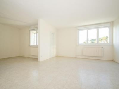 Louer Appartement 77 m2 Creusot