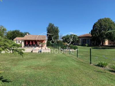 For sale Isle-sur-la-sorgue 240 m2 Vaucluse (84800) photo 2