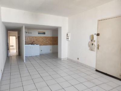 For sale Agde Centre Ville  3 rooms 61 m2 Herault (34300) photo 0
