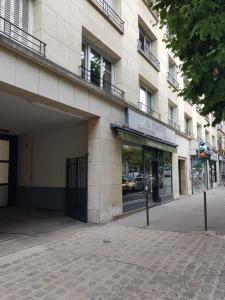 For sale Vincennes 25 rooms Val de Marne (94300) photo 1