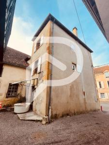 For sale Semur-en-brionnais 8 rooms 123 m2 Saone et loire (71110) photo 1