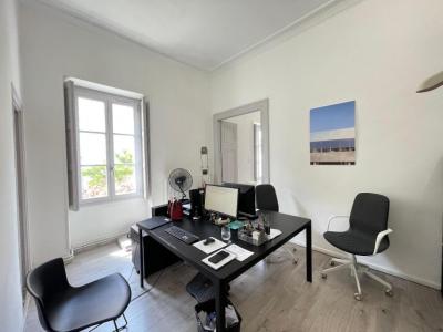 For rent Nimes 7 rooms 152 m2 Gard (30000) photo 2