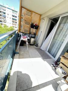 For sale Nice 4 rooms 69 m2 Alpes Maritimes (06300) photo 4