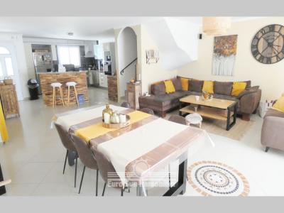 For sale Nissan-lez-enserune 6 rooms 175 m2 Herault (34440) photo 2