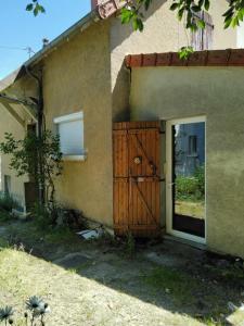 For sale Saint-florent-sur-cher 5 rooms 72 m2 Cher (18400) photo 2