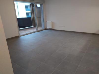 For rent Toulouse 3 rooms 68 m2 Haute garonne (31200) photo 1