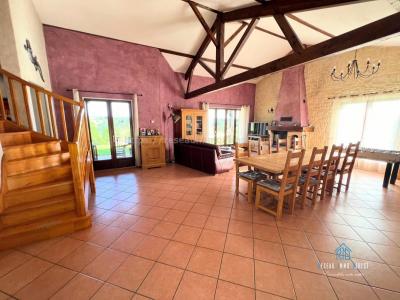 For sale Saint-simeon-de-bressieux 5 rooms 147 m2 Isere (38870) photo 4