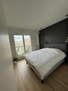 For sale Courbevoie 2 rooms 41 m2 Hauts de Seine (92400) photo 1