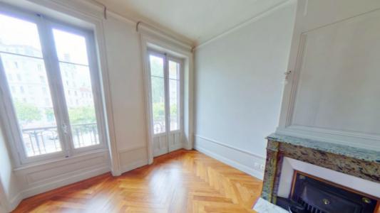 Louer Appartement 220 m2 Lyon-6eme-arrondissement