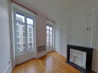 For rent Lyon-7eme-arrondissement 1 room 39 m2 Rhone (69007) photo 0