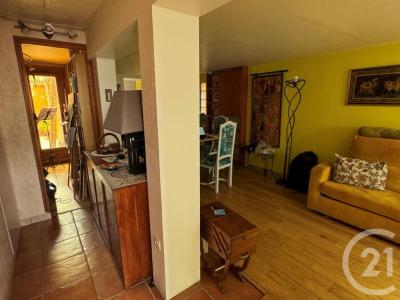 For sale Fontenay-sous-bois 4 rooms 82 m2 Val de Marne (94120) photo 2