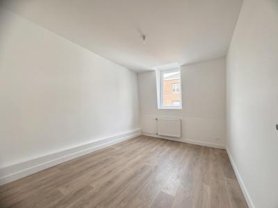 For sale Lille 4 rooms 97 m2 Nord (59000) photo 3