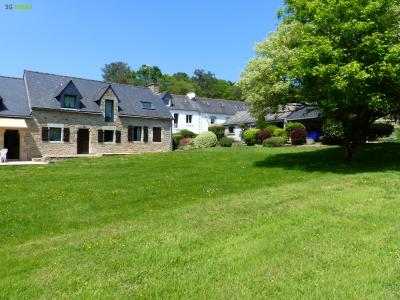 For sale Faouet 11 rooms 263 m2 Morbihan (56320) photo 0