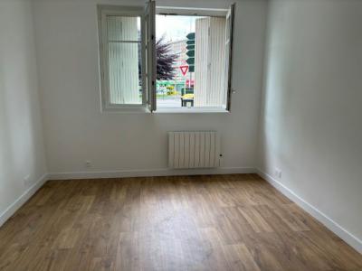 For rent Lisieux 1 room 20 m2 Calvados (14100) photo 1