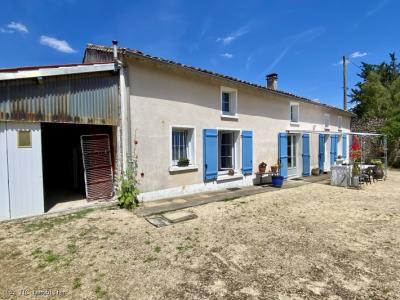 For sale Villefagnan 3 rooms 100 m2 Charente (16240) photo 3