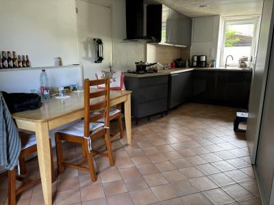 For sale Chemille 6 rooms 149 m2 Maine et loire (49120) photo 3