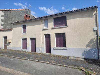 For sale Pissotte 5 rooms 150 m2 Vendee (85200) photo 0