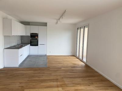 For rent Villeurbanne 4 rooms 90 m2 Rhone (69100) photo 0