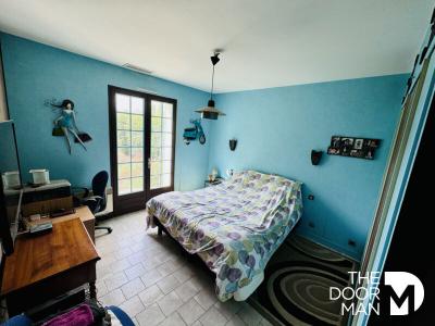 For sale Saint-jean-d'angle 7 rooms 202 m2 Charente maritime (17620) photo 3