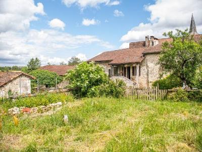 For sale Thiviers THIVIERS 8 rooms 114 m2 Dordogne (24800) photo 0