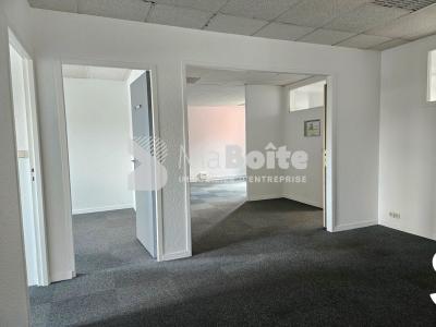 For rent Villars 2 rooms 250 m2 Loire (42390) photo 0