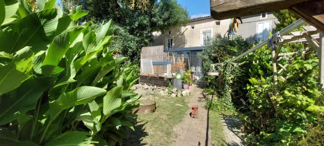 For sale Tonneins 4 rooms 120 m2 Lot et garonne (47400) photo 1