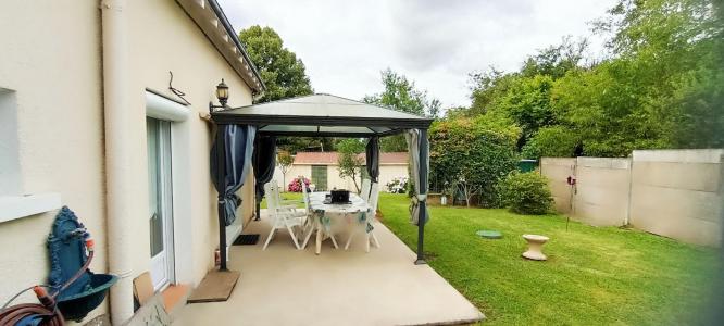 For sale Montchevrier 4 rooms 122 m2 Indre (36140) photo 0