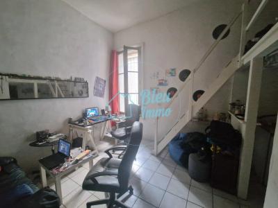 For sale Montpellier CENTRE HISTORIQUE 3 rooms 68 m2 Herault (34000) photo 4